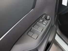 Toyota Yaris_Cross (2025) thumbnail 9