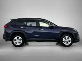 Toyota RAV4 (2020) thumbnail 11