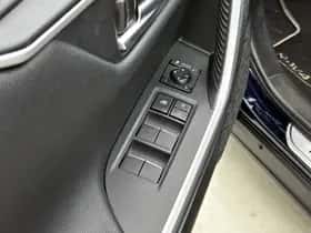 Toyota RAV4 (2020) thumbnail 23