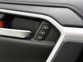 Toyota RAV4 (2020) thumbnail 26