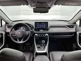 Toyota RAV4 (2020) thumbnail 4
