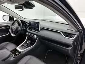 Toyota RAV4 (2020) thumbnail 6