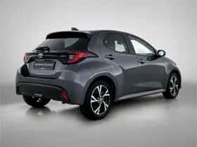 Toyota Yaris (2025) thumbnail 2