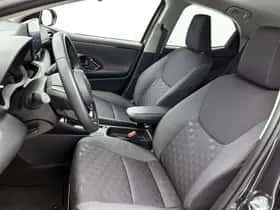 Toyota Yaris (2025) thumbnail 15