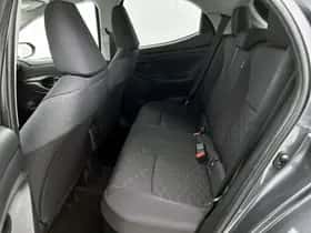 Toyota Yaris (2025) thumbnail 16