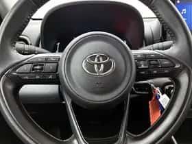 Toyota Yaris (2025) thumbnail 17