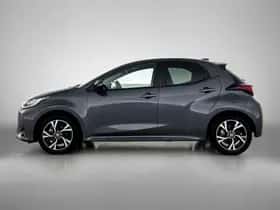 Toyota Yaris (2025) thumbnail 3