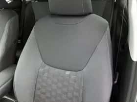 Toyota Yaris (2025) thumbnail 32