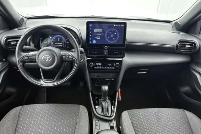 Toyota Yaris_Cross (2025) thumbnail 4