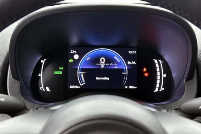 Toyota Yaris_Cross (2025) thumbnail 5