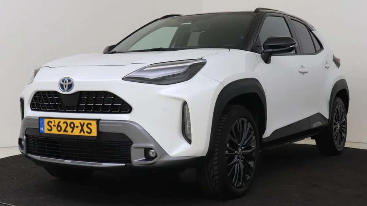 Toyota Yaris_Cross (2023) — foto 1
