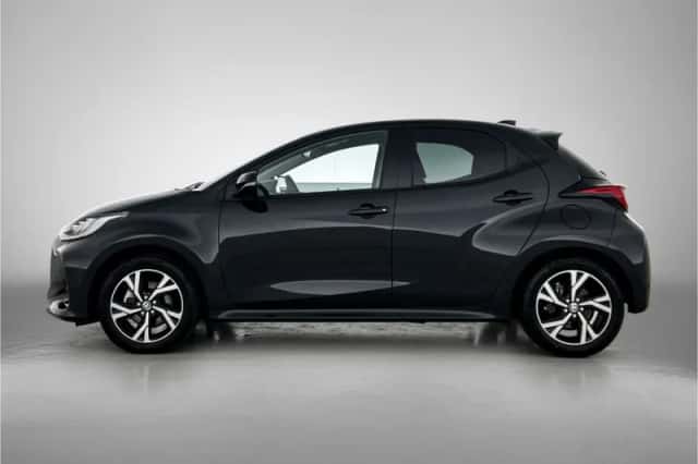 Toyota Yaris (2025) thumbnail 3