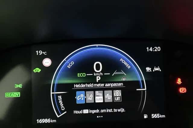Toyota Yaris (2025) thumbnail 5