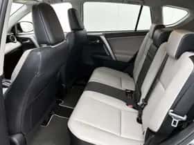 Toyota RAV4 (2017) thumbnail 17