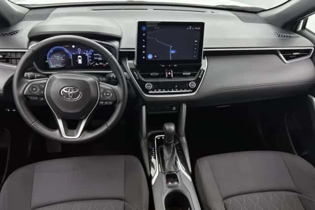 Toyota Corolla_Cross (2024) thumbnail 4