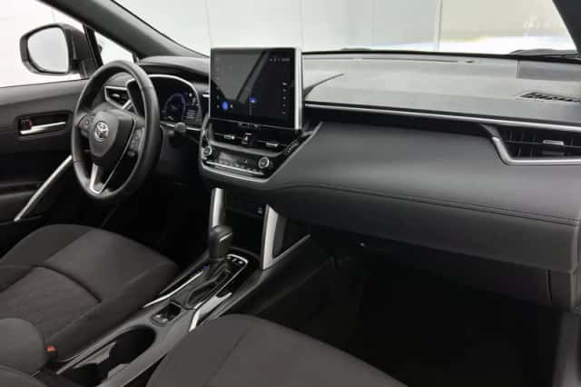 Toyota Corolla_Cross (2024) thumbnail 5