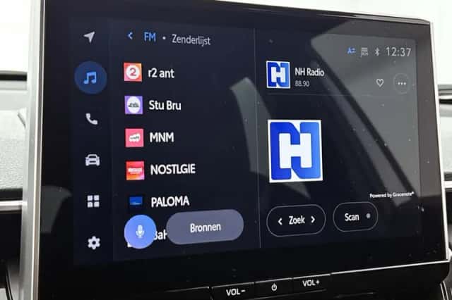 Toyota Corolla_Cross (2024) thumbnail 6