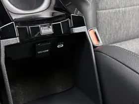 Toyota Corolla_Touring_Sports (2025) thumbnail 24