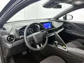 Toyota C-HR (2025) thumbnail 36
