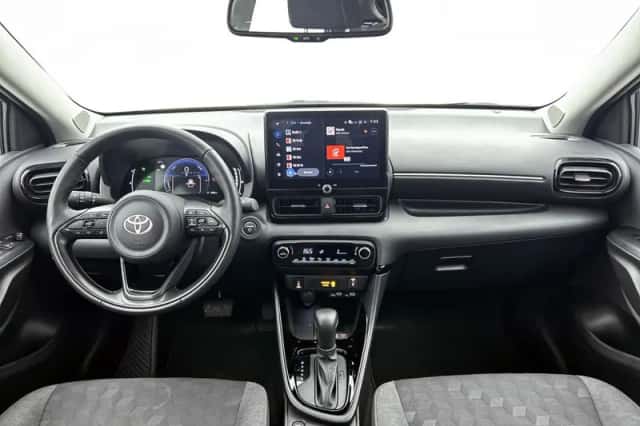Toyota Yaris (2025) thumbnail 4