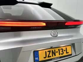 Toyota C-HR (2024) thumbnail 19