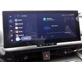 Toyota C-HR (2024) thumbnail 26