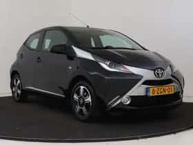 Toyota Aygo (2015) thumbnail 15