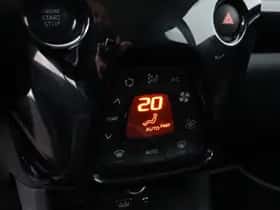 Toyota Aygo (2015) thumbnail 23