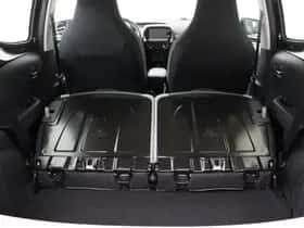Toyota Aygo (2015) thumbnail 35