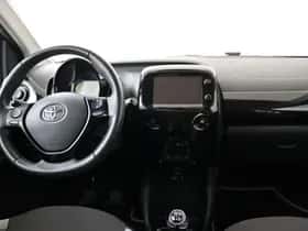 Toyota Aygo (2015) thumbnail 37