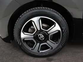 Toyota Aygo (2015) thumbnail 5