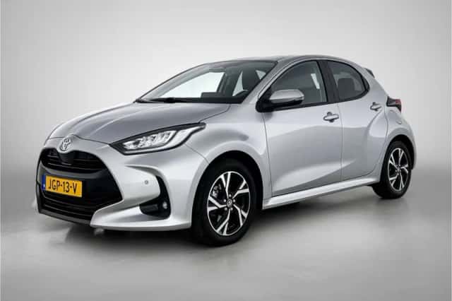 Toyota Yaris (2025) thumbnail 1