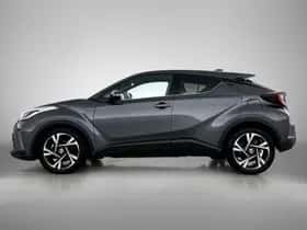 Toyota C-HR (2023) thumbnail 3