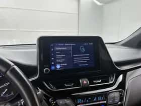 Toyota C-HR (2023) thumbnail 30