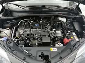 Toyota C-HR (2023) thumbnail 31