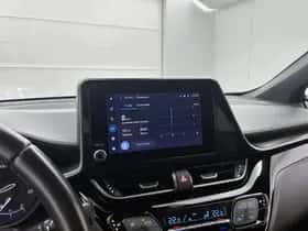 Toyota C-HR (2023) thumbnail 7