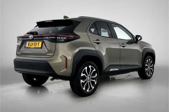 Toyota Yaris_Cross (2023) thumbnail 2