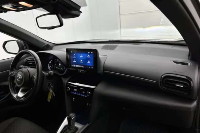 Toyota Yaris_Cross (2023) thumbnail 6