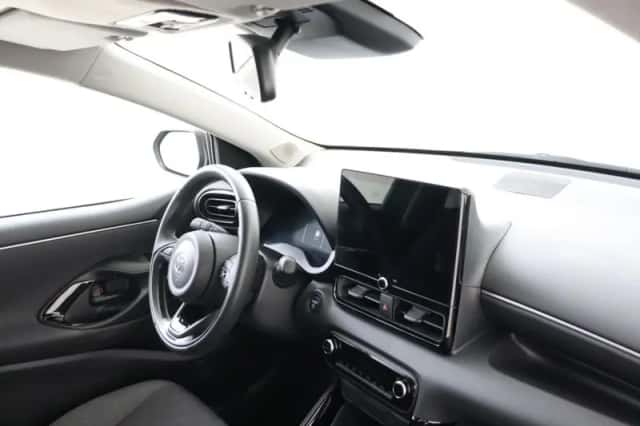 Toyota Yaris (2025) thumbnail 6