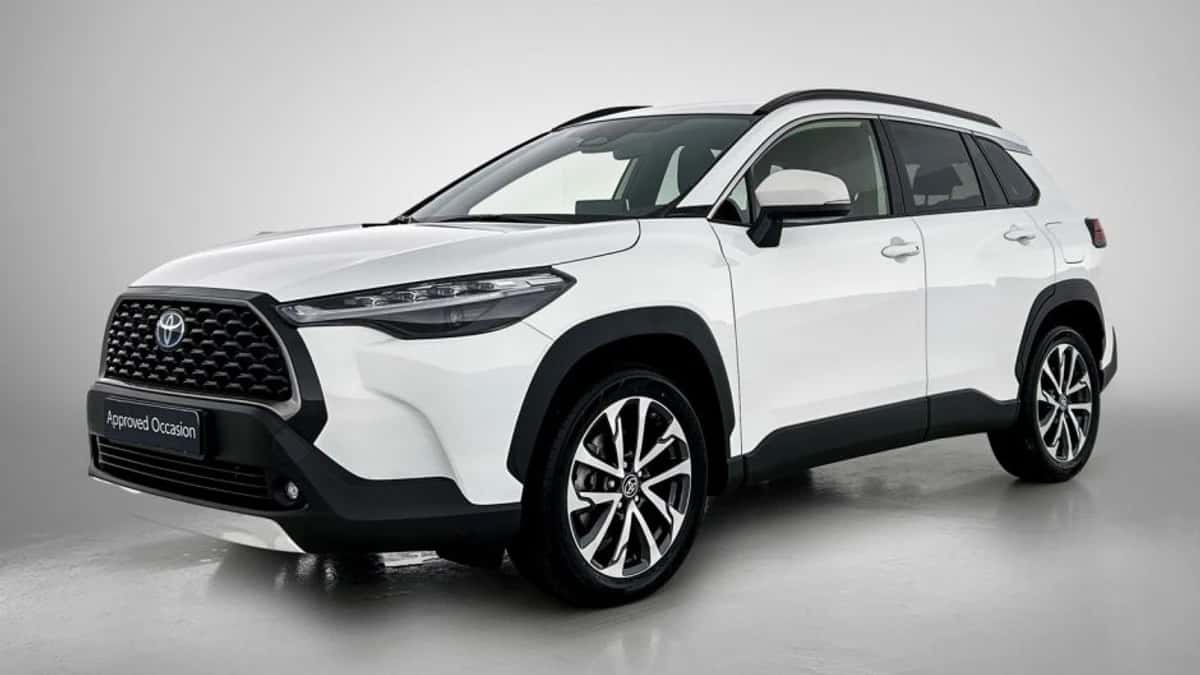 Toyota Corolla_Cross (2024) — foto 1