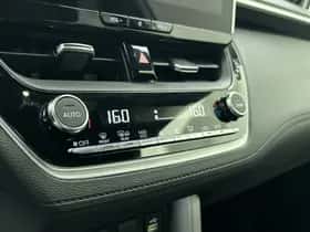Toyota Corolla_Cross (2024) thumbnail 14