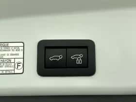 Toyota Corolla_Cross (2024) thumbnail 27