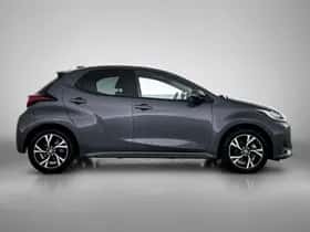 Toyota Yaris (2024) thumbnail 11