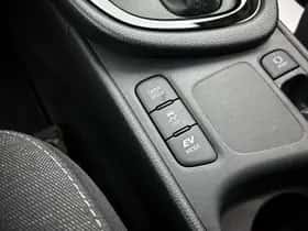 Toyota Yaris (2024) thumbnail 25