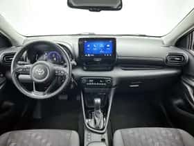 Toyota Yaris (2024) thumbnail 4