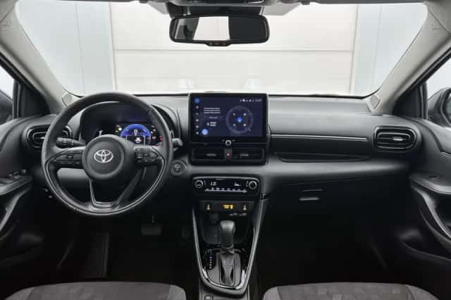Toyota Yaris (2025) thumbnail 4