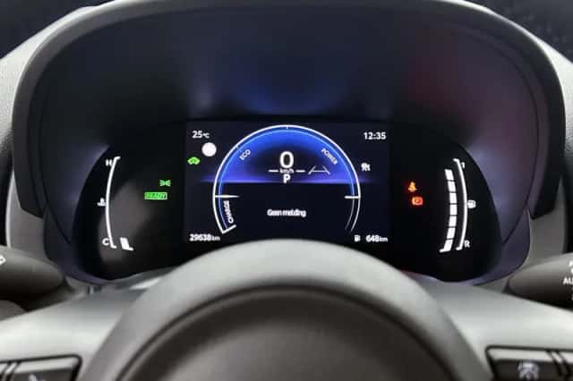 Toyota Yaris (2025) thumbnail 5