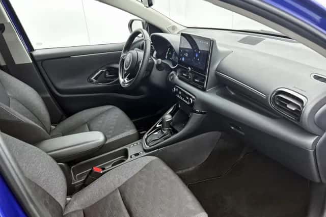 Toyota Yaris (2025) thumbnail 6
