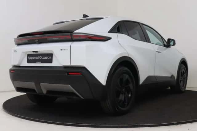 Toyota C-HR+ (2026) thumbnail 2