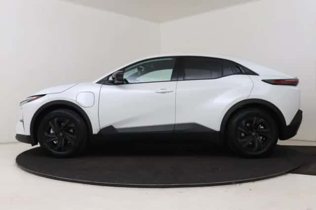 Toyota C-HR+ (2026) thumbnail 3
